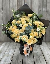 Букет цветов из:  Розы и Лизиантусы #REPLACE_PRED# Советской Ростовской области