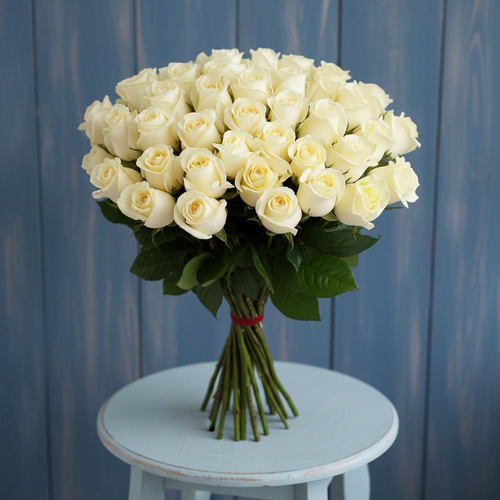 Букет 51 Белая роза Эдлесс Лав в Советской Ростовской области