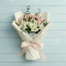 Букет цветов из:  Альстромерии в Советской Ростовской области