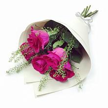 Букет цветов из:  Розы в Советской Ростовской области