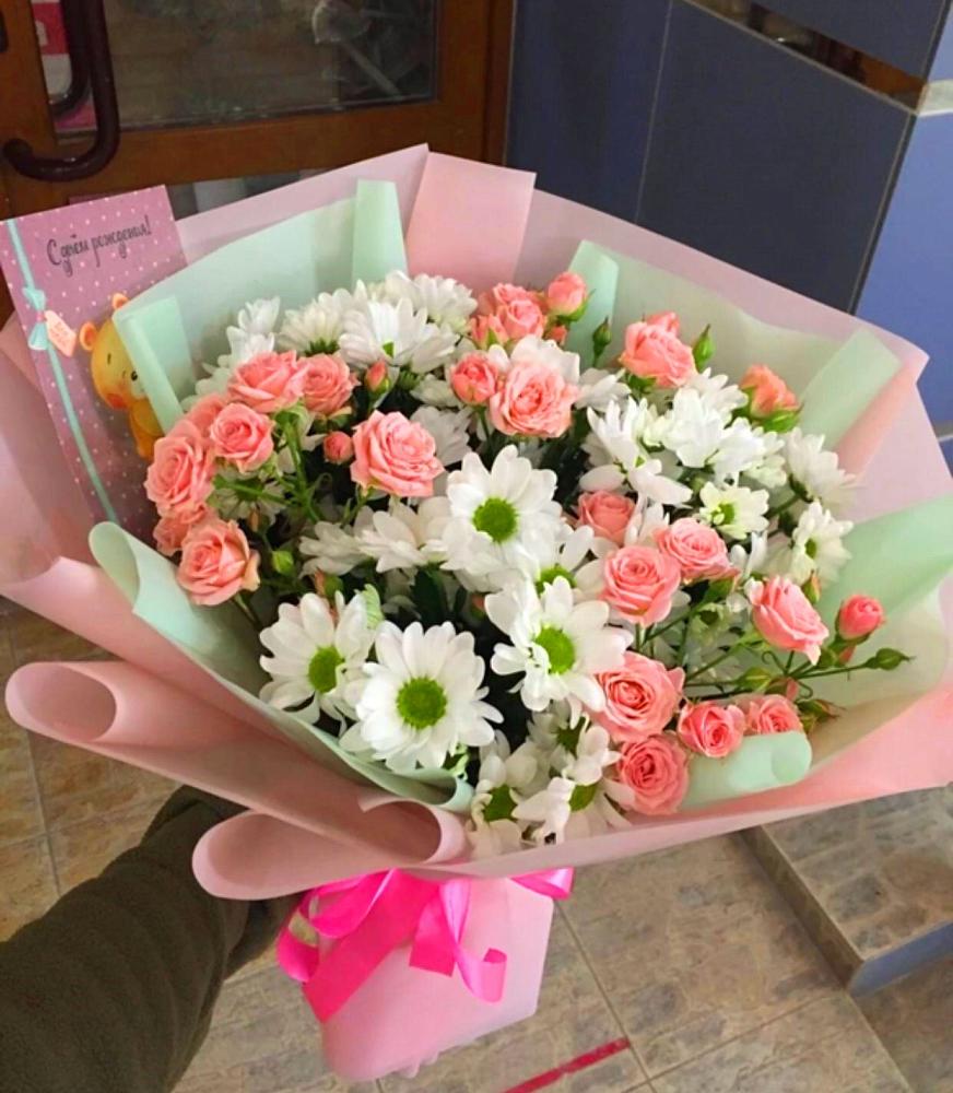 Букет цветов из: Розы и Хризантемы в Советской Ростовской области