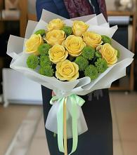 Букет цветов из:  Хризантемы и Розы в Советской Ростовской области