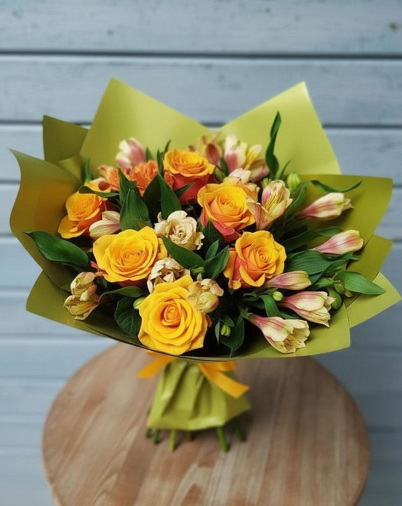 Букет цветов из: Альстромерии и Розы в Советской Ростовской области