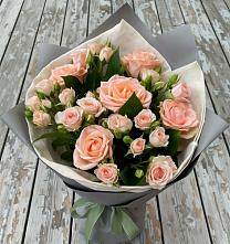 Букет цветов из:  Розы в Советской Ростовской области