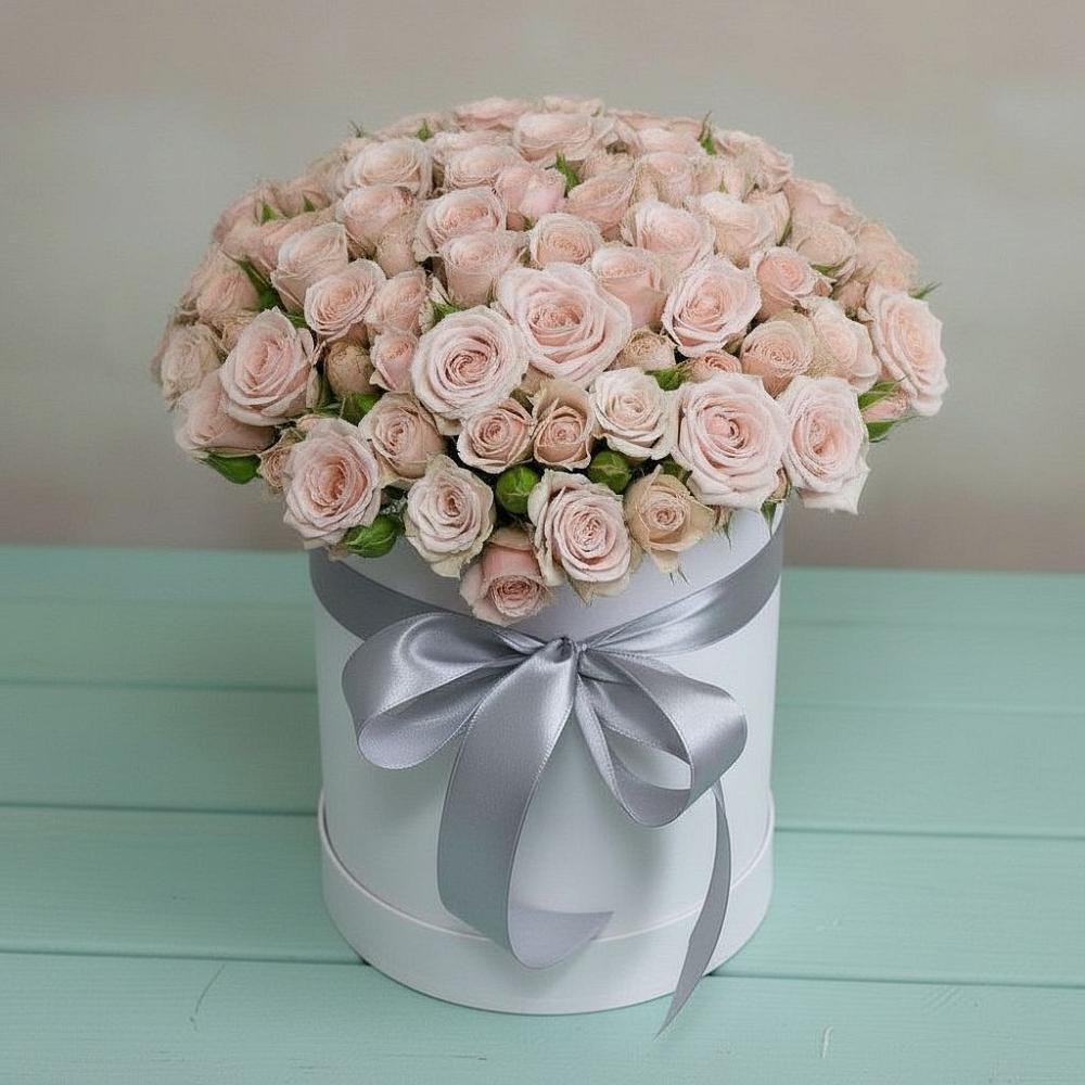 Цветочная композиция из Розы в шляпной коробке в Советской Ростовской области